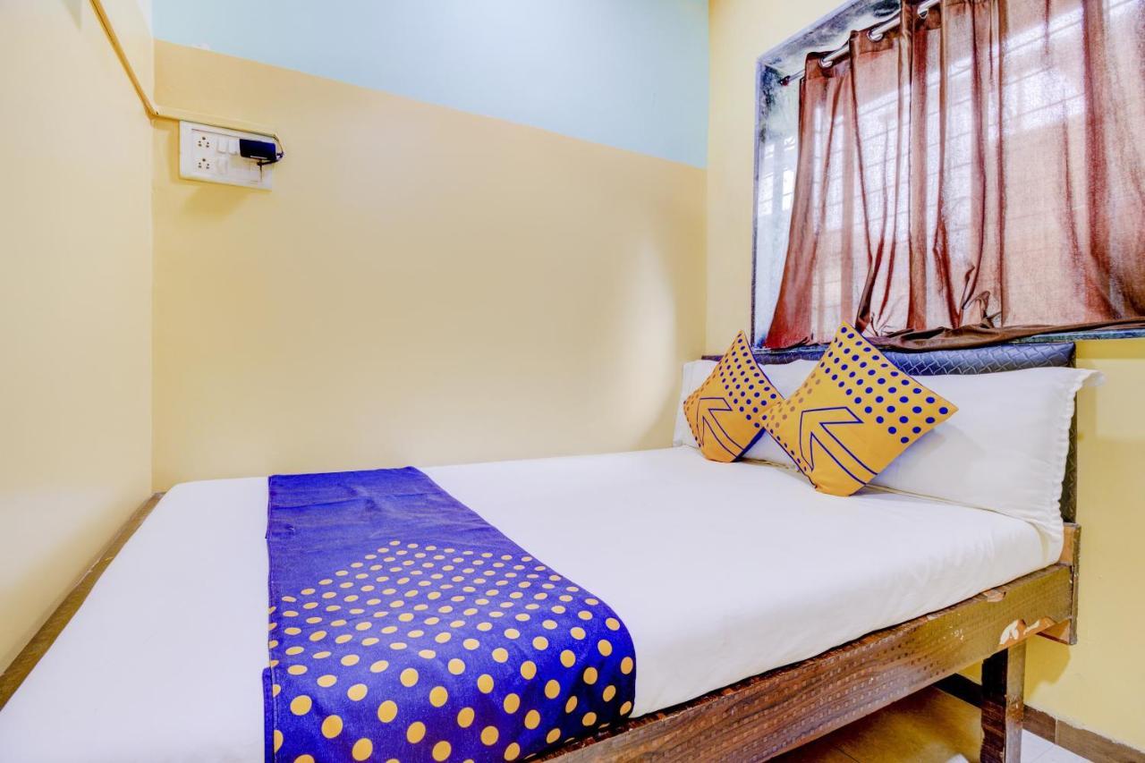 Oyo 70661 Hotel Al Makkah Managed By Hotel Paris Bombay Exterior foto