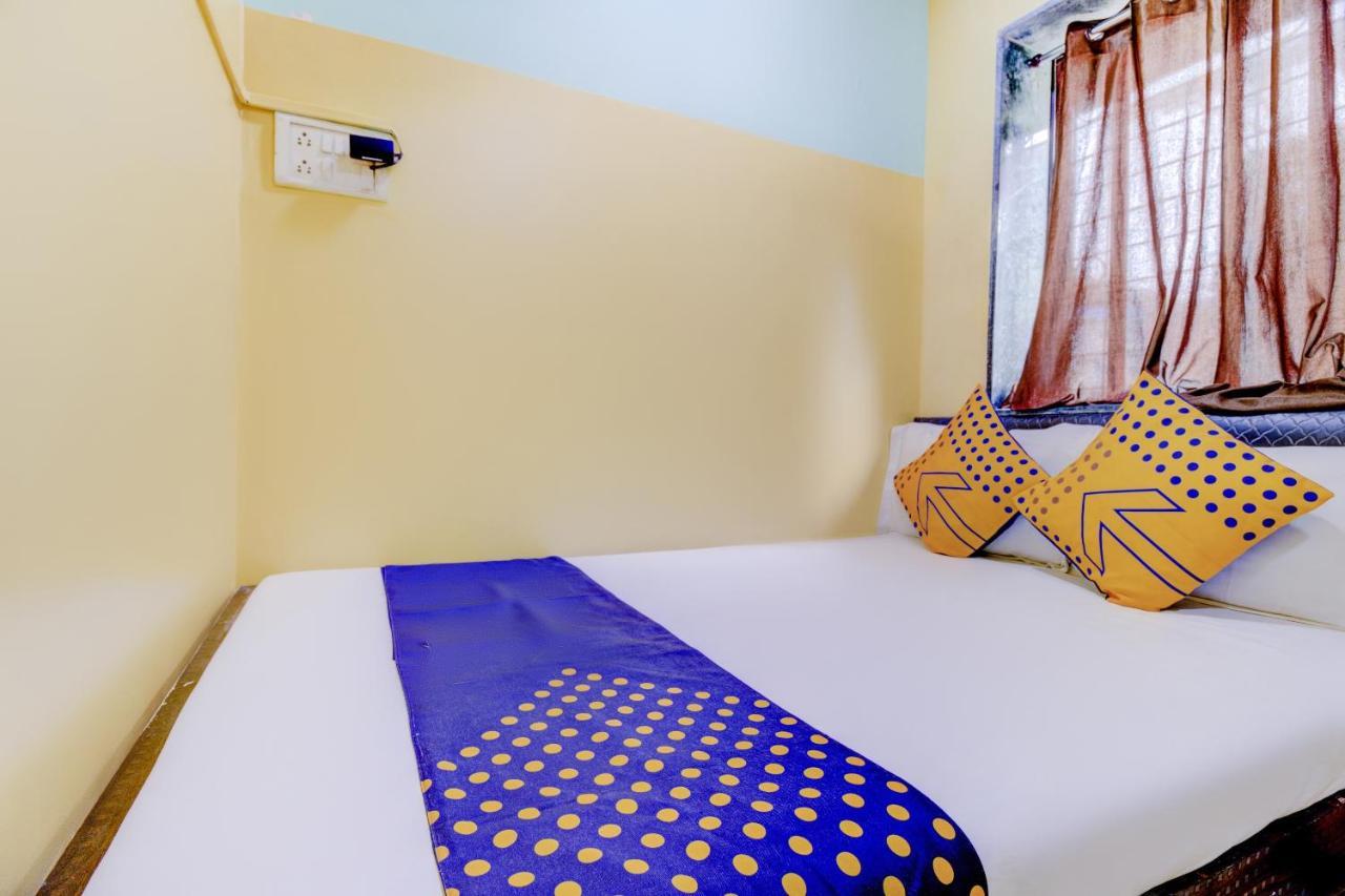 Oyo 70661 Hotel Al Makkah Managed By Hotel Paris Bombay Exterior foto